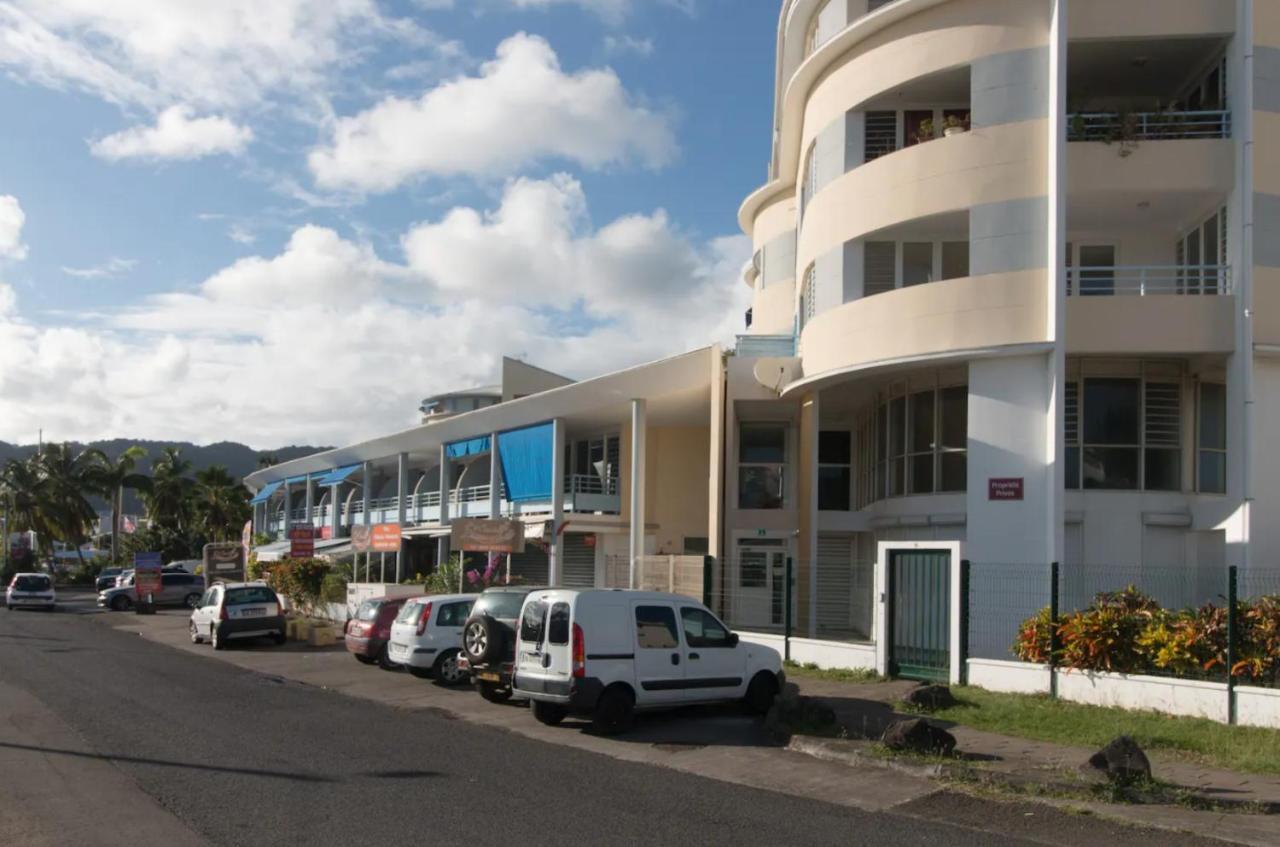 Un Pied-A-Terre Face A La Marina Apartment Le Marin Exterior foto