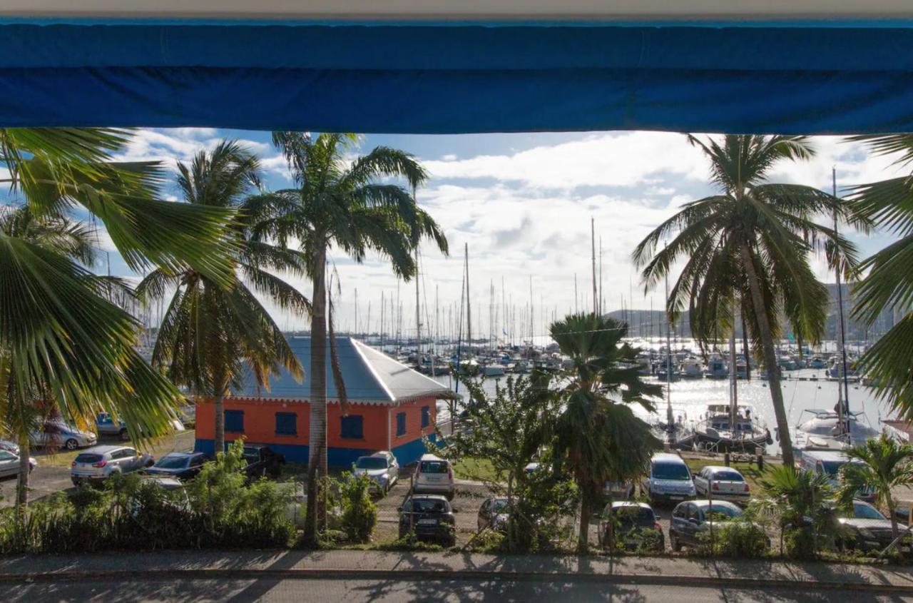 Un Pied-A-Terre Face A La Marina Apartment Le Marin Exterior foto